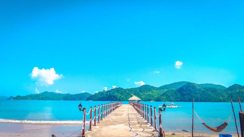 בית מלון כפרי Pangulatan Beach Resort