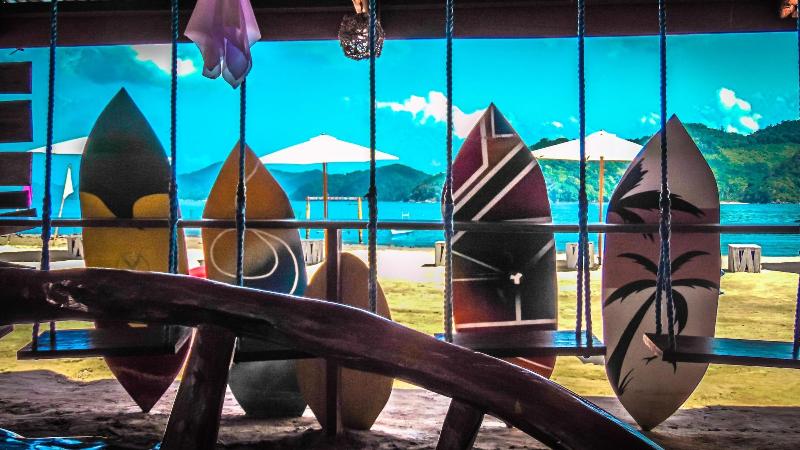 בית מלון כפרי Pangulatan Beach Resort