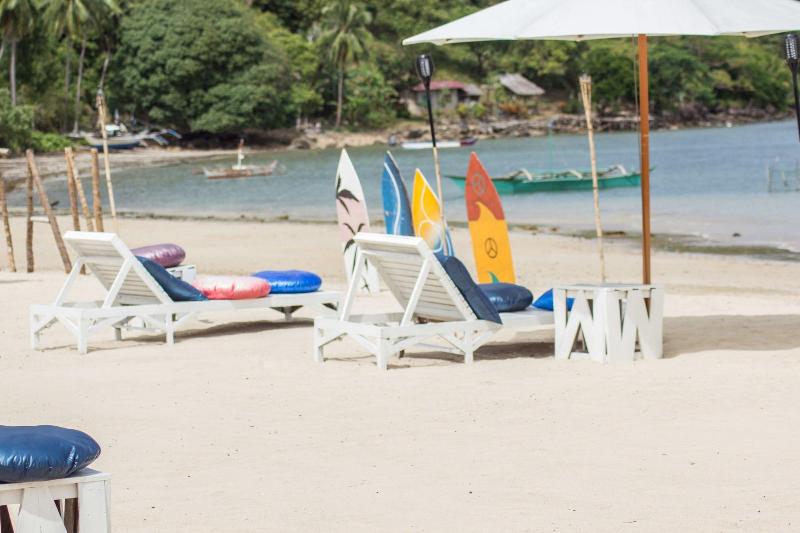 בית מלון כפרי Pangulatan Beach Resort