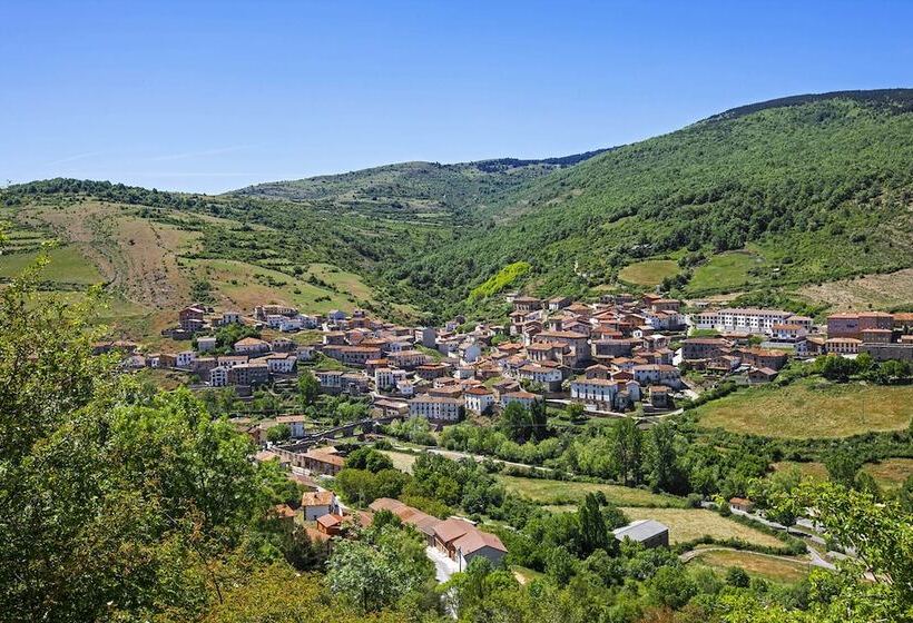 هتل Posada Hoyos De Iregua