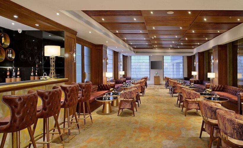 هتل Radisson Chandigarh Zirakpur