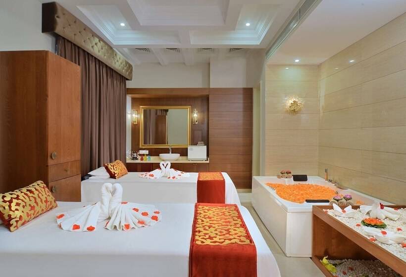هتل Radisson Chandigarh Zirakpur