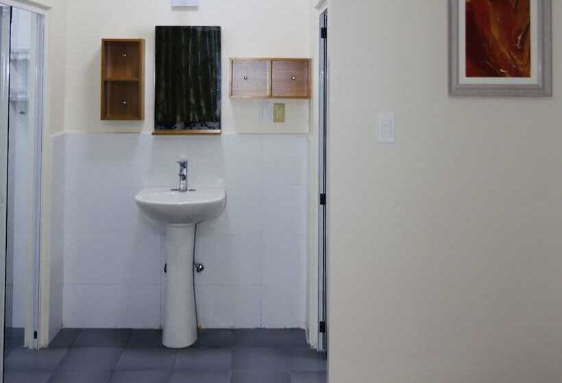 هتل Romantic Saipan Garden