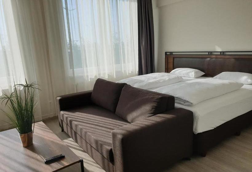 Motel Plus Schönefeld