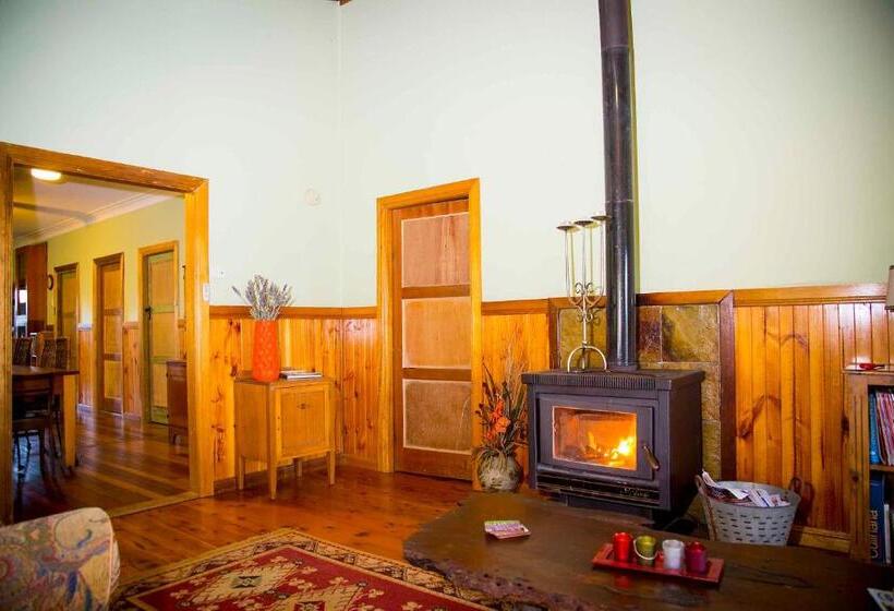 Red Tractor Retreat