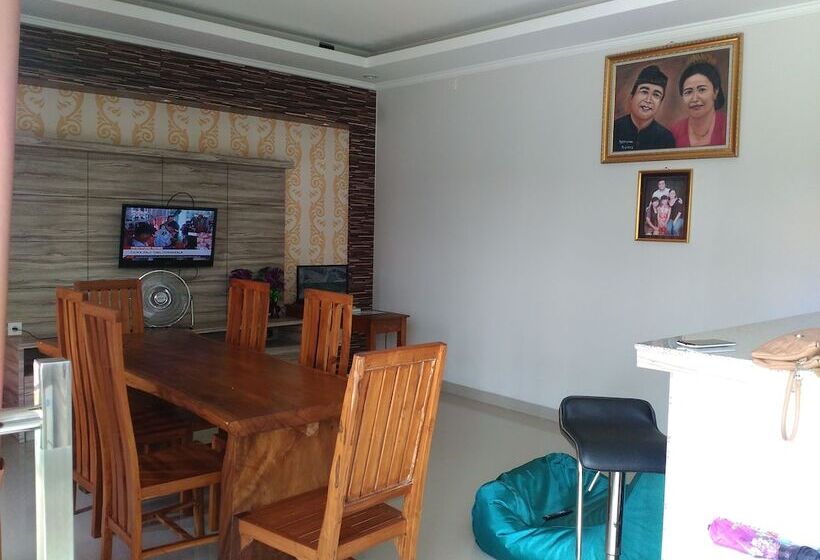 Villa Kubuku