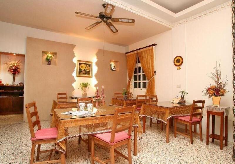 تختخواب و صبحانه Sweetheart House