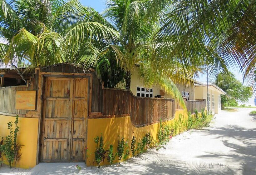 تختخواب و صبحانه The Sunrise Huraa