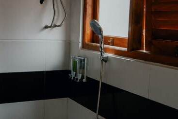 مسافرخانه Puri Sunny Guesthouse
