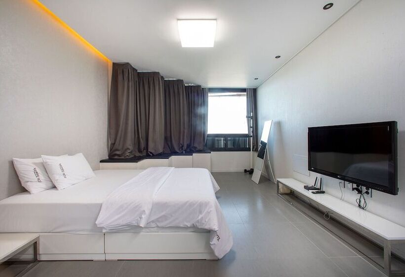 בית מלון כפרי Carib Condo