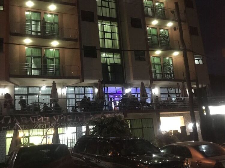 هتل Gondar Plaza
