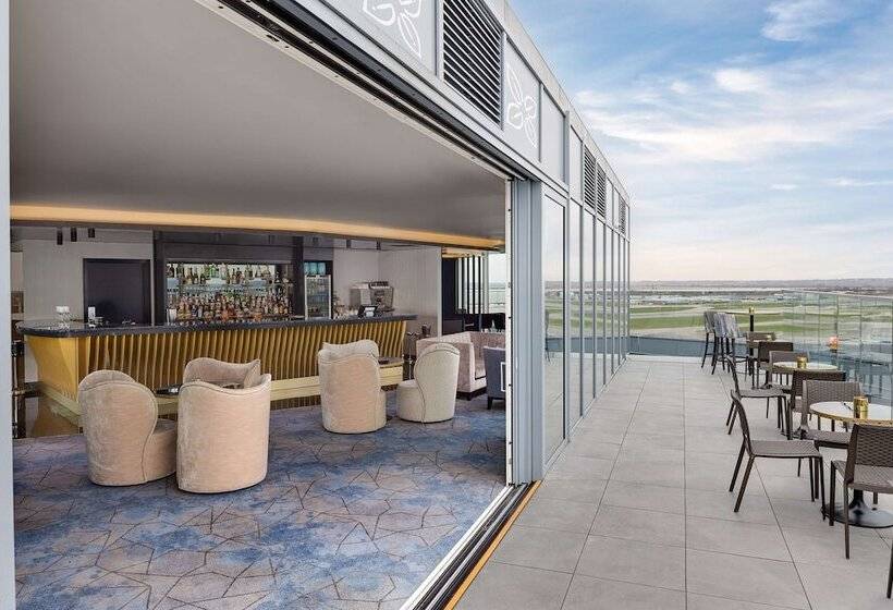 هتل Hilton Garden Inn London Heathrow Terminal 2 And 3