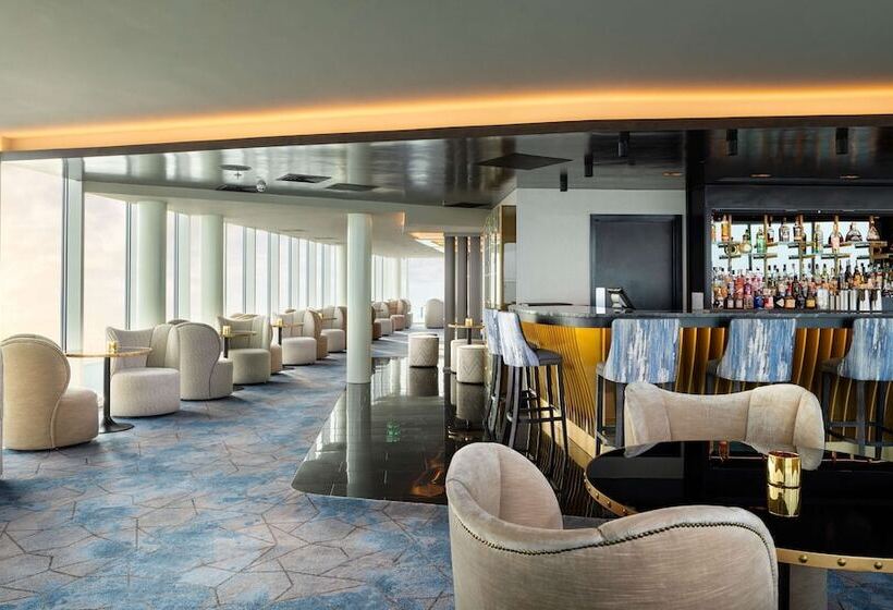 هتل Hilton Garden Inn London Heathrow Terminal 2 And 3