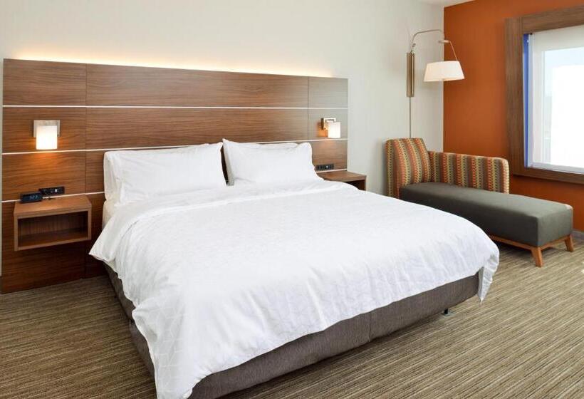 هتل Holiday Inn Express & Suites   Elko, An Ihg