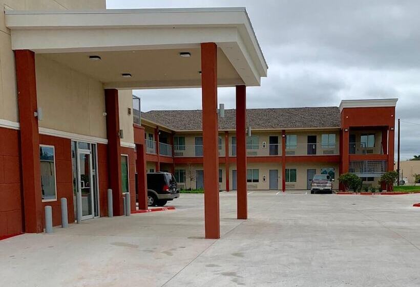 هتل Homestay Inn & Suites Edinburg