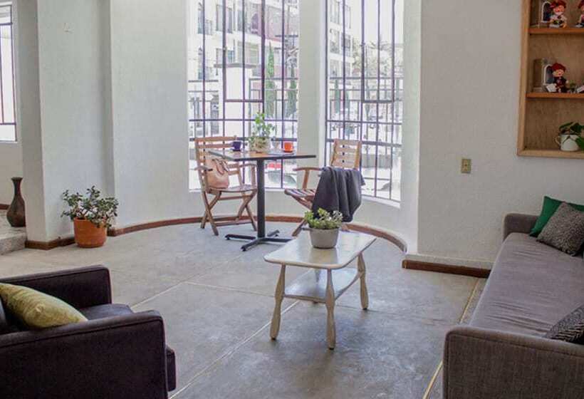 فندق Hostal Casa Viajero   Hostel