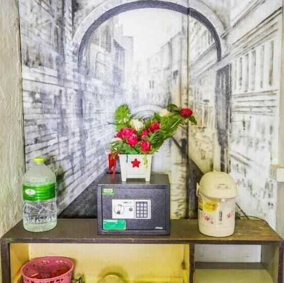 هتل Roomquest Amphawa Vaylasamran