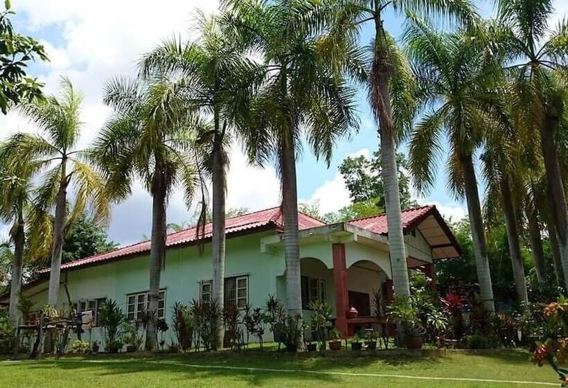 هتل Suansaimai Resort