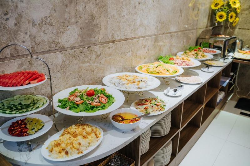 Fotos del hotel Yen Vy  And Apartment:  11