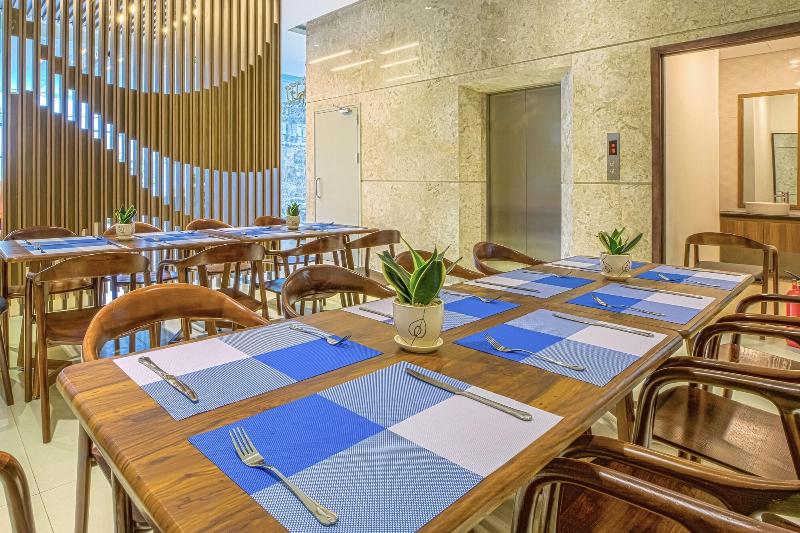 Fotos del hotel Yen Vy  And Apartment:  4