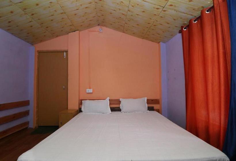 منتجع Brick And Wood Cottages