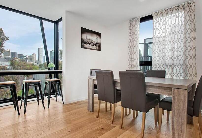 Roden Residences