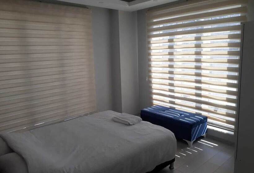 Sea House Suit Otel