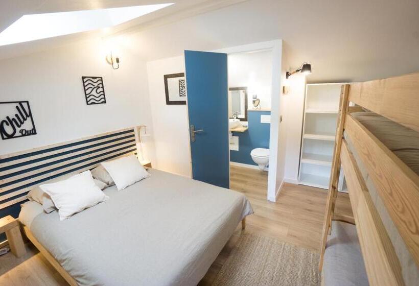 تختخواب و صبحانه Wood N Sea Surf Lodge   Auberge De Jeunesse