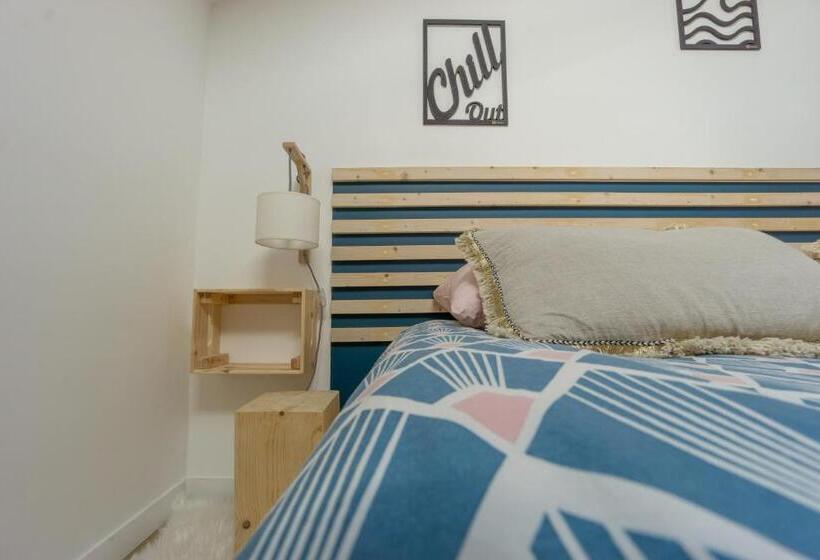 تختخواب و صبحانه Wood N Sea Surf Lodge   Auberge De Jeunesse