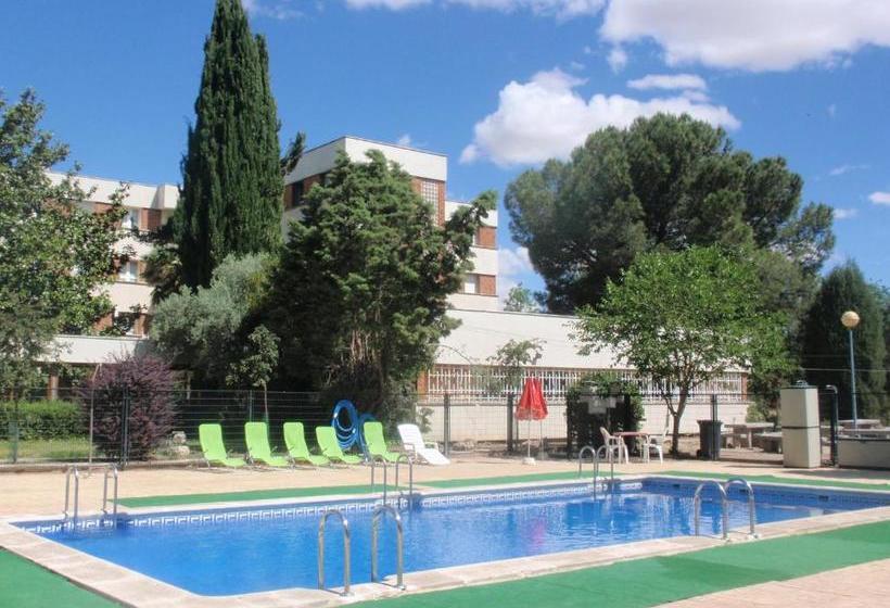 مسافرخانه Residencia Universitaria Cardenal Cisneros