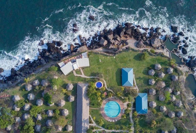 هتل Atami Escape Resort