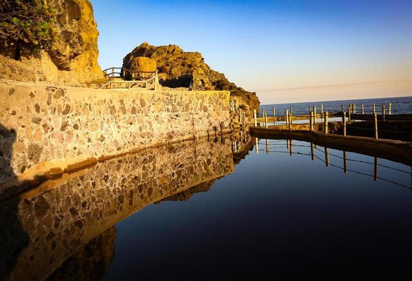 هتل Atami Escape Resort