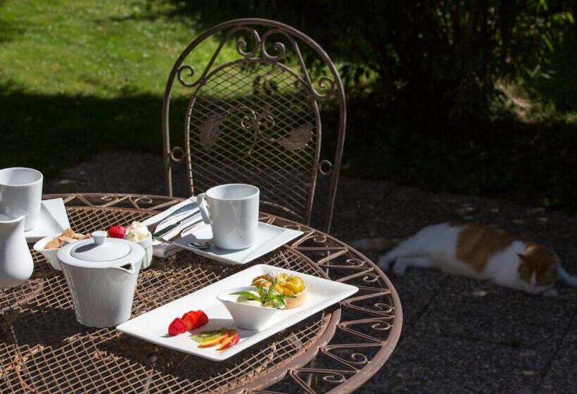 هتل Auberge De La Terrasse