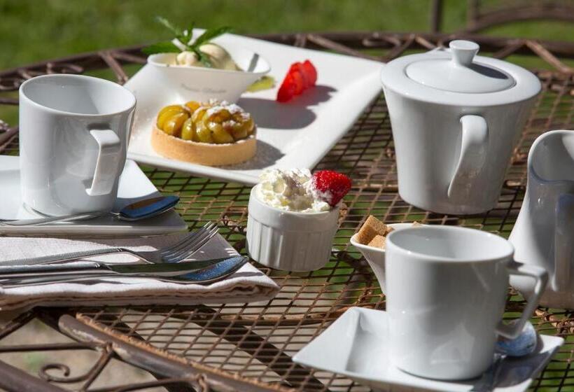 هتل Auberge De La Terrasse