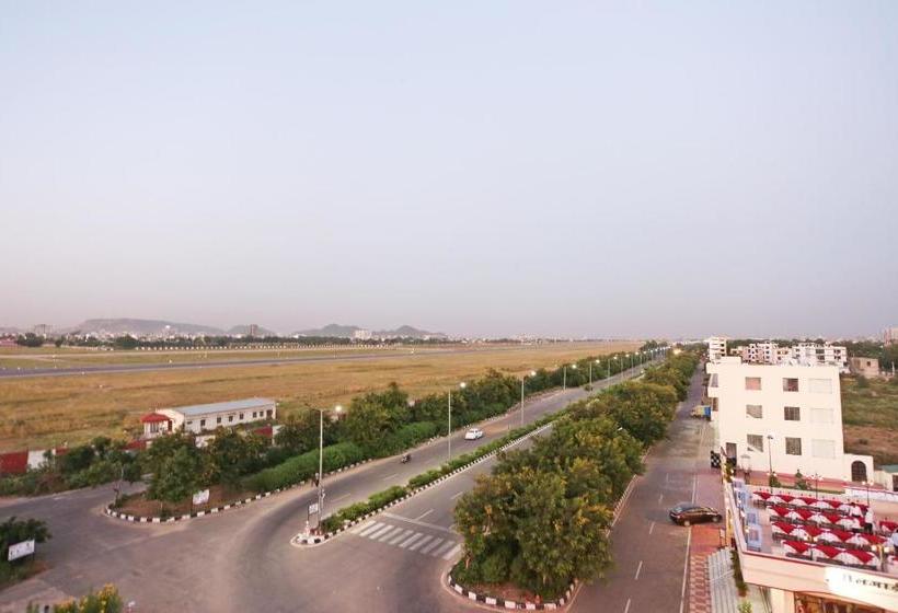 Fotos del hotel Cheelgadi:  37