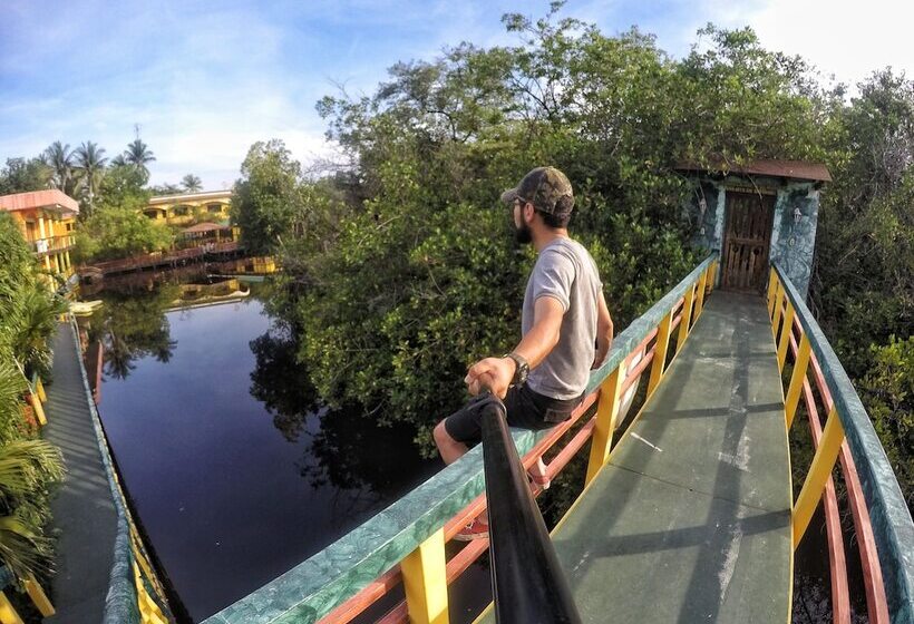 هتل Estero Y Mar