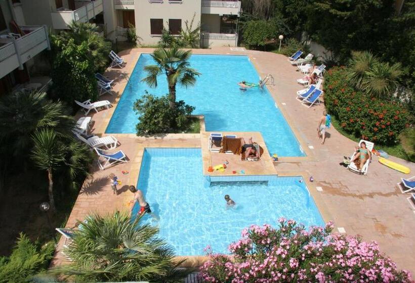 هتل Residence Eucalipti
