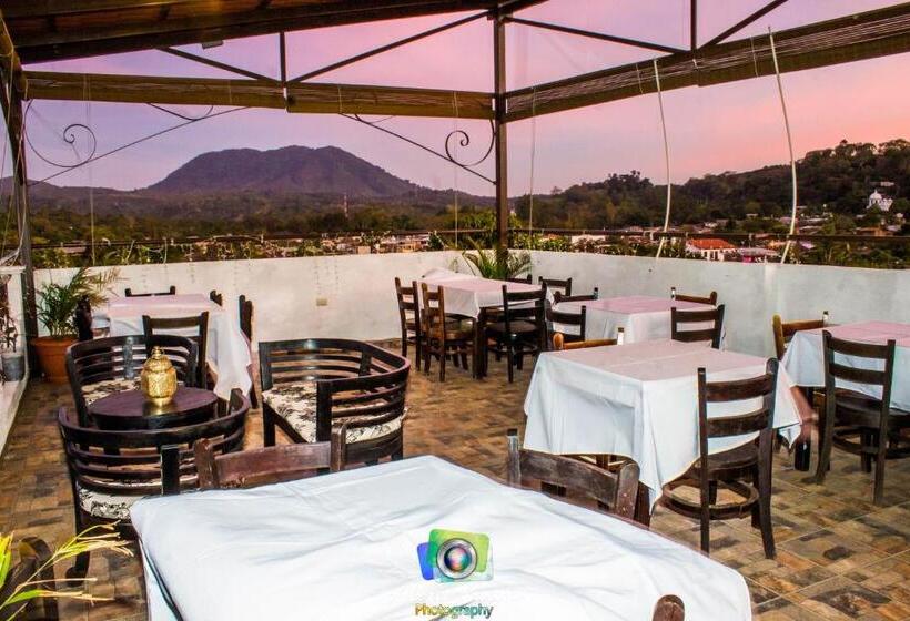 فندق & Restaurant Fleur De Lis