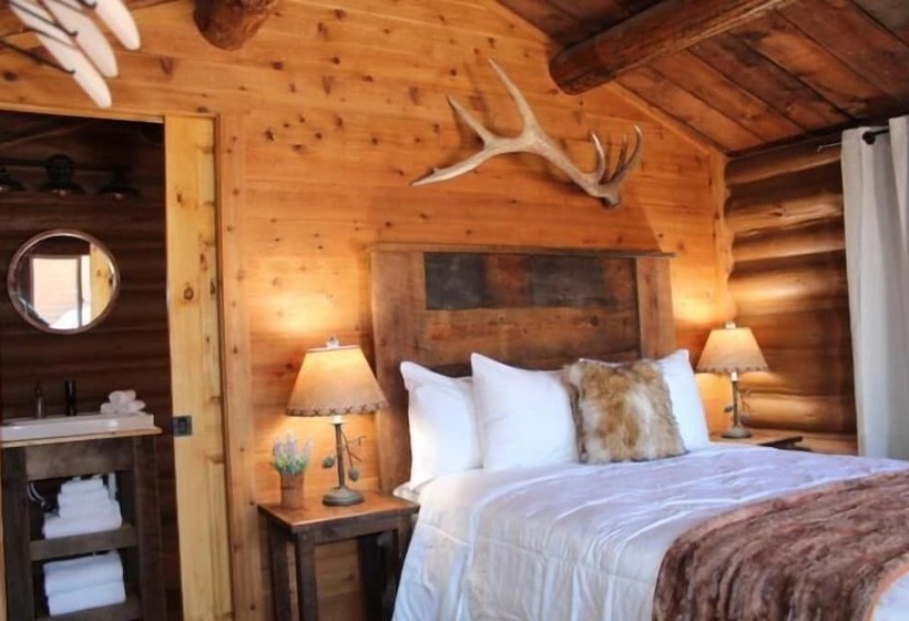 מוטל Elkhorn Cabins And Inn