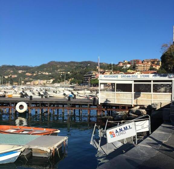 پانسیون Affittacamere La Baia Di Lerici