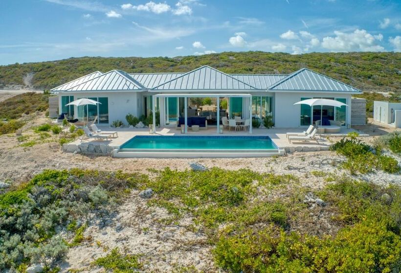 استراحتگاه Sailrock South Caicos   Island Hop Flight Included