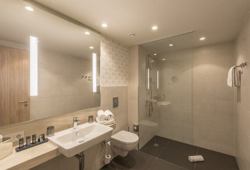 هتل Holiday Inn   Hamburg   Berliner Tor, An Ihg
