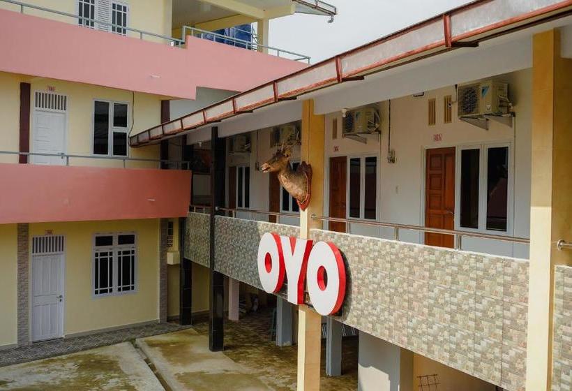 فندق Oyo 174 Desilva Bandara