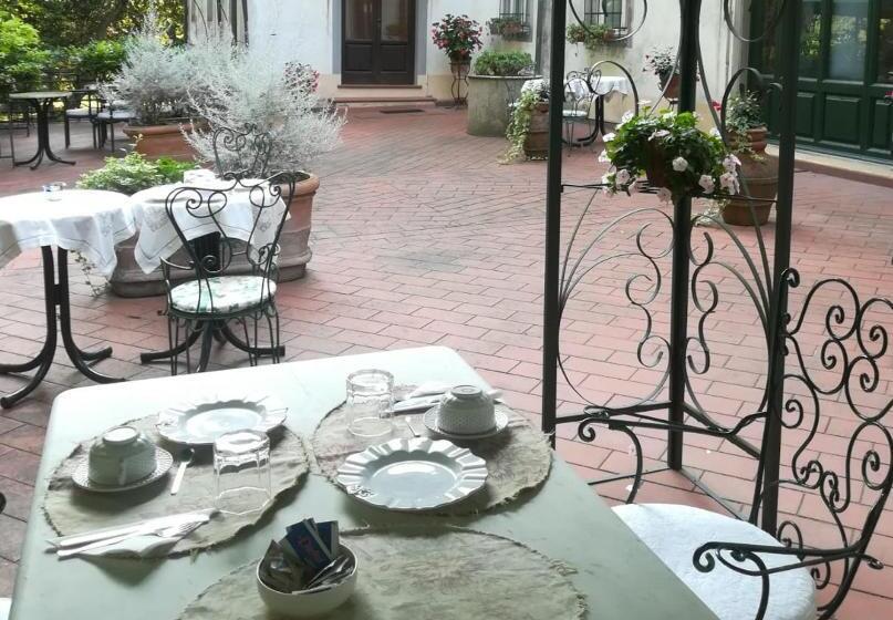 فندق فئة نجمة واحدة Villa La Dogana