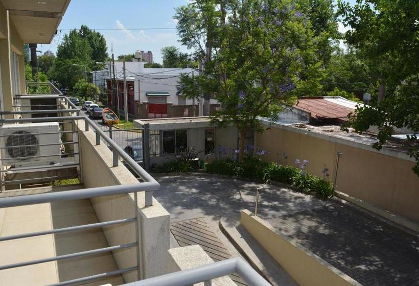 ホテル Departamento Alassio