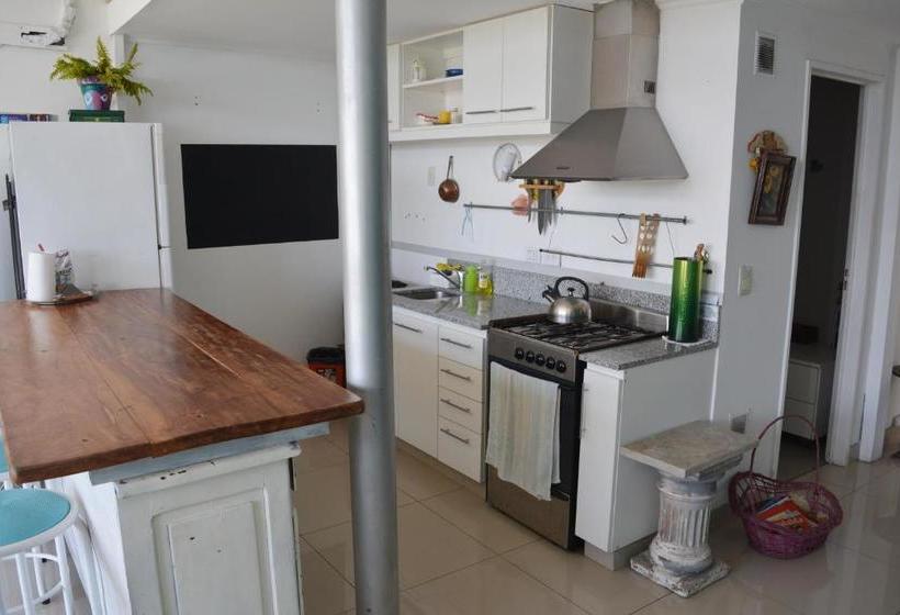 ホテル Departamento Alassio