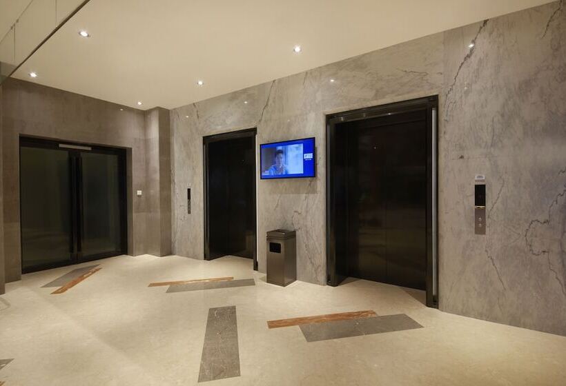 هتل Holiday Inn Express Zhengzhou Zhengdong, An Ihg