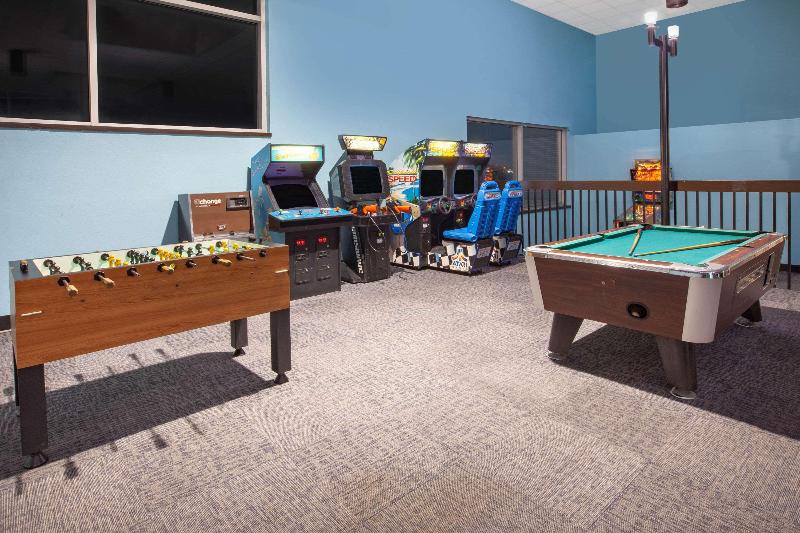 هتل Baymont By Wyndham Grand Rapids Near Downtown