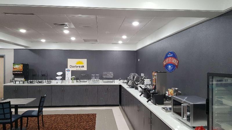 هتل Baymont By Wyndham Grand Rapids Near Downtown
