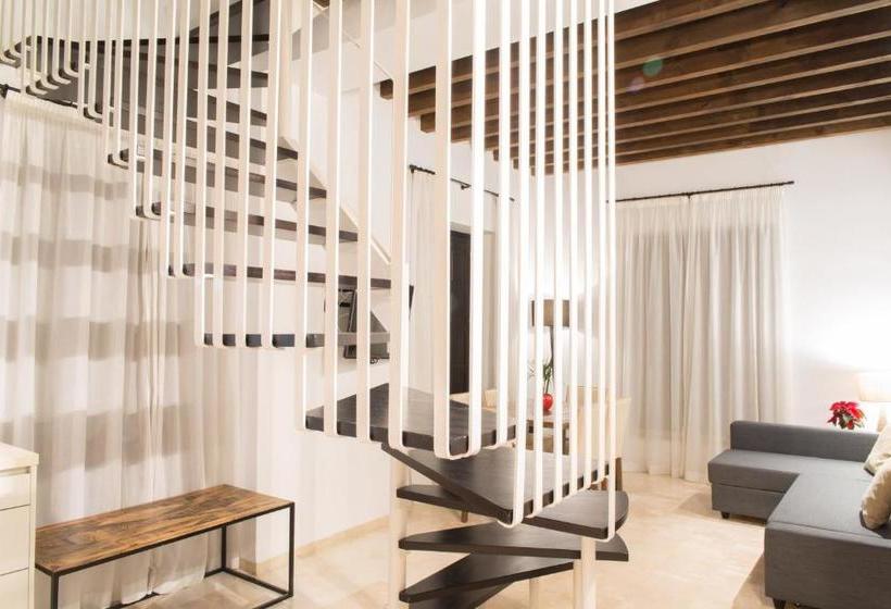 Suites Campo Del Príncipe